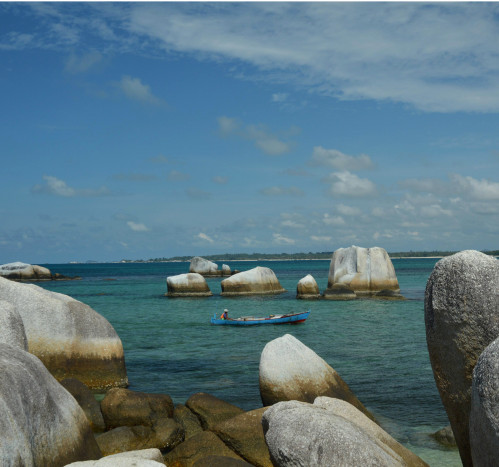 Sensasi Baru Menikmati Keindahan Bawah Laut Belitung  
