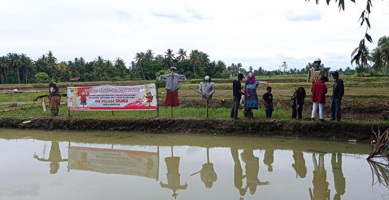 Meriahkan HUT RI, Festival Orang-Orangan Sawah Dorong UMKM Naik Kelas