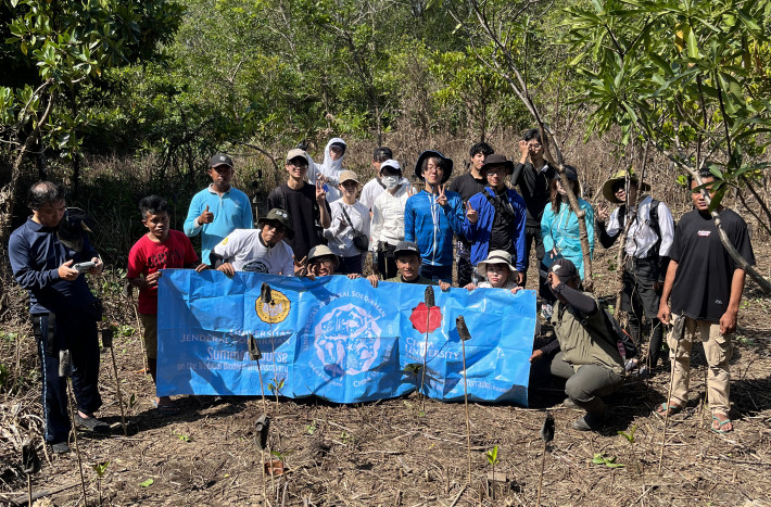 Mahasiswa Jepang Turut Lestarikan Mangrove di Indonesia