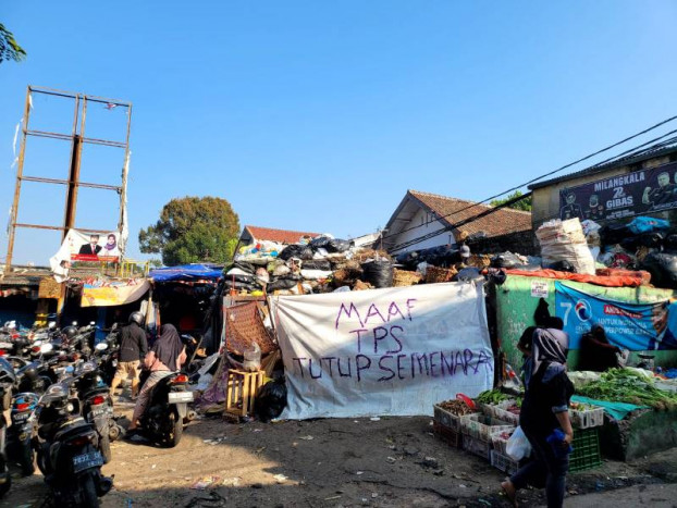 Pemkot Bandung Mulai Kewalahan Tangani Sampah Yang Kian Menggunung