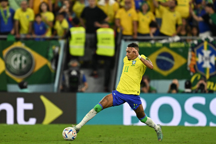 Timnas Brasil Panggil Raphinha untuk Gantikan Vinicius Junior yang Cedera