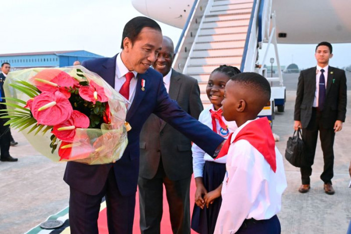 Presiden Jokowi Tiba di Mozambik