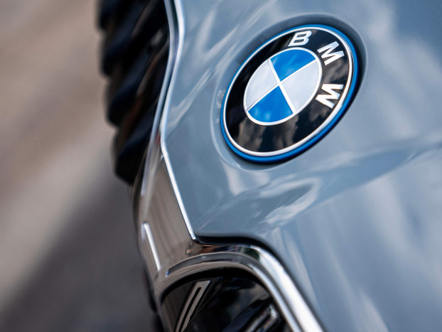 BMW Naikkan Prospek 2023 karena Pesanan yang Kuat
