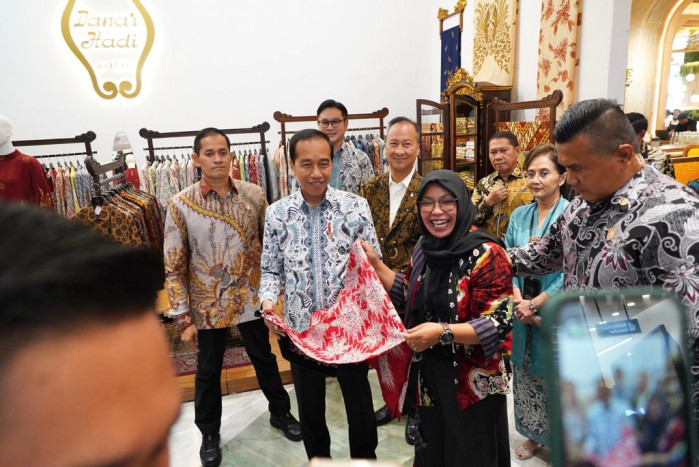 Batik Nasabah PNM Dilirik Jokowi di Gelaran Batik Nusantara 2023