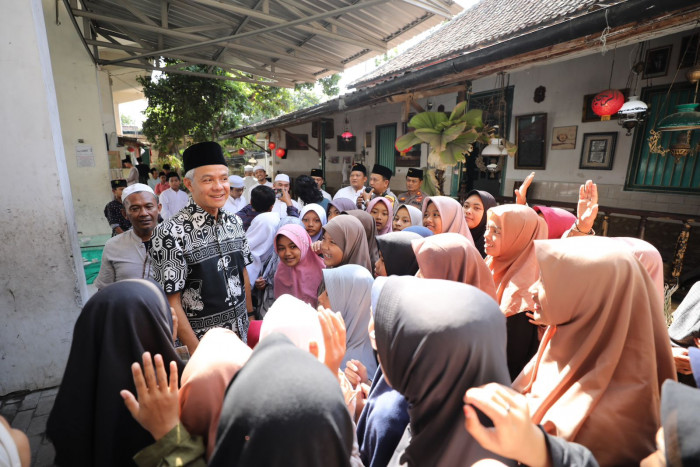 Toleransi di Era Ganjar Diapresiasi Pengasuh Ponpes Kauman Lasem