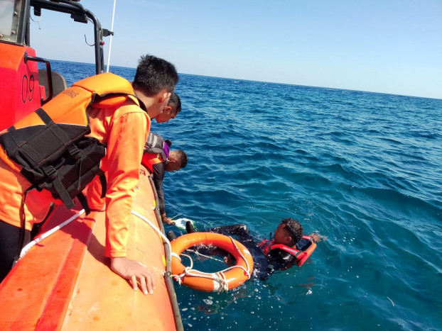 Nelayan Sikka Hilang, Tim SAR Masih Lakukan Pencarian