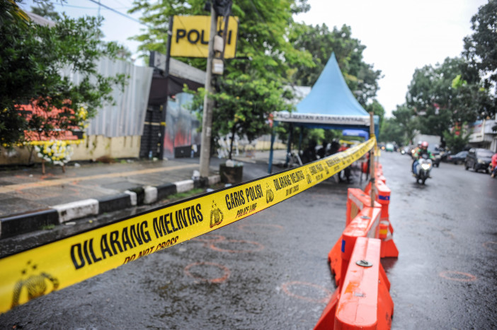 5 Terduga Pelaku Teror Bom Bunuh Diri Polsek Astanaanyar Bandung Ditangkap