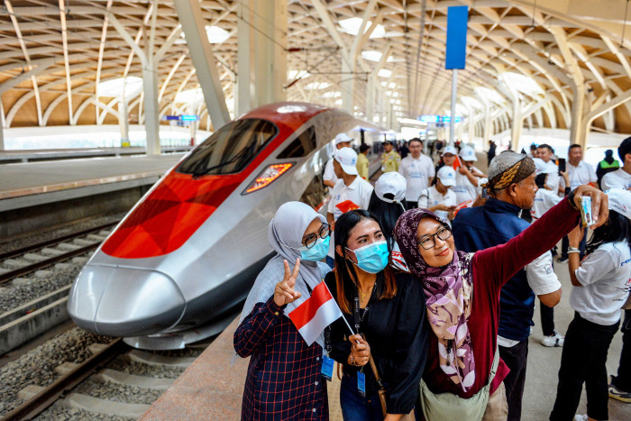 Ingin Coba Kereta Cepat Jakarta Bandung? Pendaftaran Dibuka Mulai Hari Ini