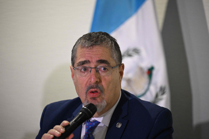 Dugaan Kecurangan Bayangi Kemenangan Calon Presiden Guatemala Arevalo
