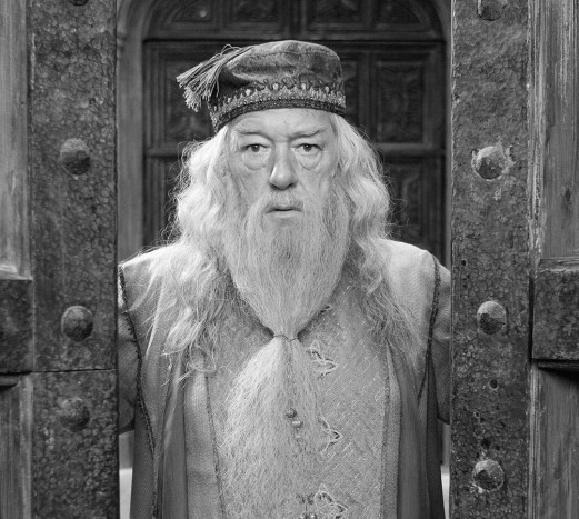 11 Fakta Michael Gambon, Kepala Sekolah Penyihir di Film Harry Potter