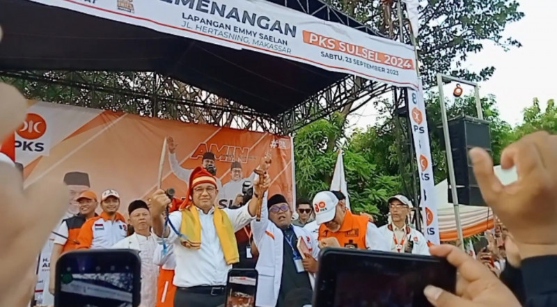Anies Gelorakan Semangat Perubahan di Makassar