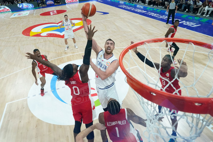 Kalahkan Kanada, Serbia Melaju ke Final Kejuaraan Dunia Bola Basket