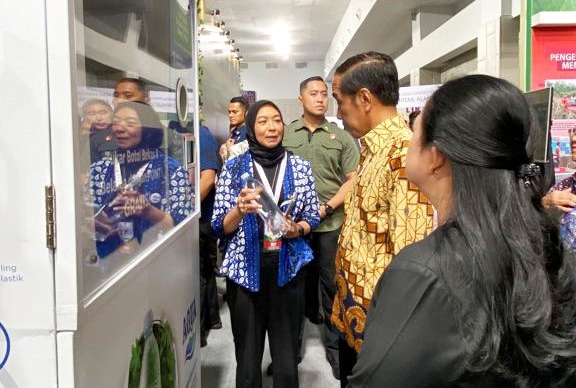 Festival LIKE, Presiden Jokowi Kunjungi Stan Danone Indonesia