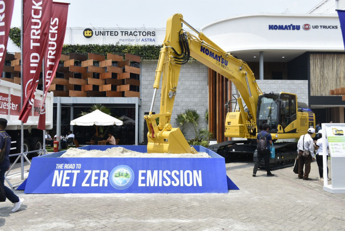 Dukung Indonesia Bebas Emisi, PT United Tractors Hadirkan Produk Alat Berat Bertenaga Listrik