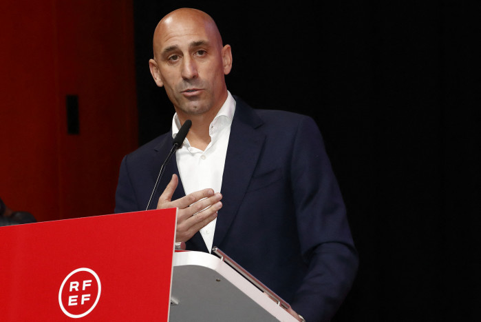 Rubiales Bersikeras Ciuman dengan Hermoso Konsensual