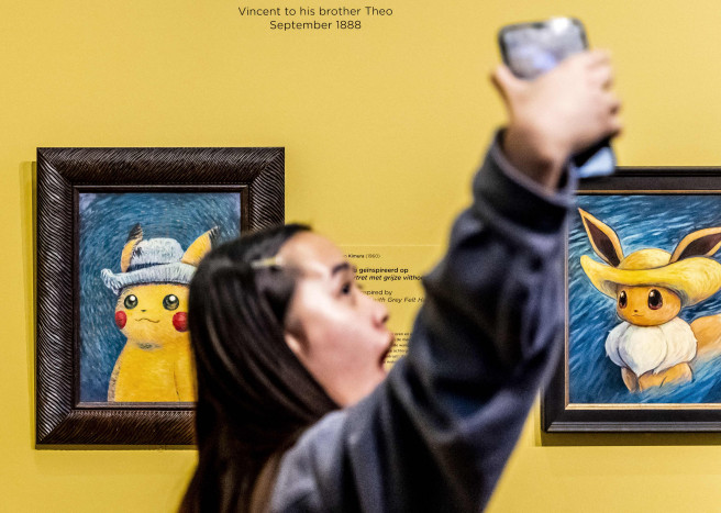Diserbu Calo, Museum Van Gogh Setop Bagi-Bagi Kartu Pikachu
