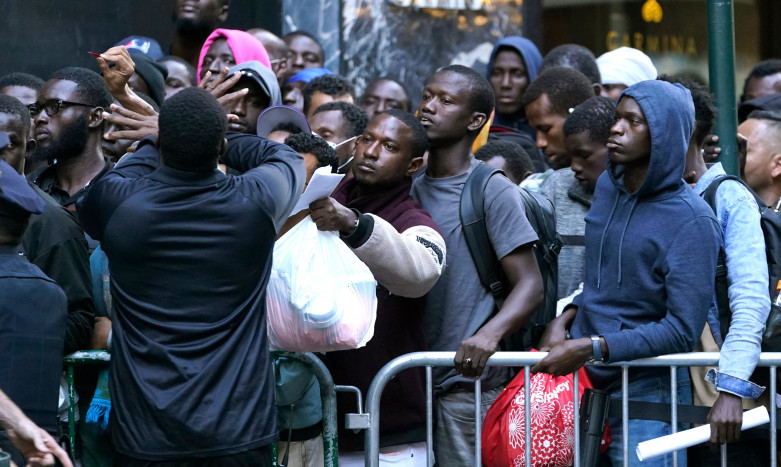 New York akan Batasi Masa Tinggal bagi Keluarga Migran 