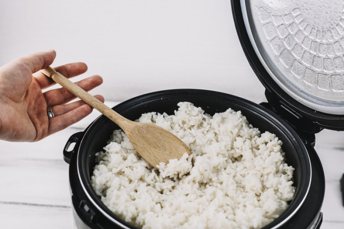 Bagi-bagi Rice Cooker Gratis akan Habiskan Dana Rp347 Miliar