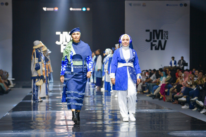 Siap Rambah Pasar Global, Talenta Mode Vokasi Bersinar di JMFW 2024