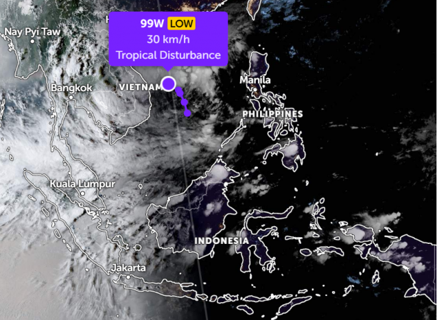 BMKG: Bibit Siklon 99W Picu Hujan Lebat dan Gelombang Tinggi