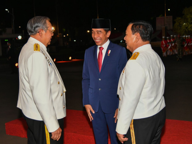 Kebersamaan Jokowi-SBY-Prabowo di Parade Senja HUT TNI Dinillai Sinyal Dukungan
