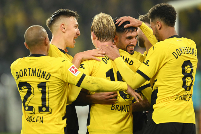 Menang Tipis Atas Bremen, Dortmund ke Puncak Klasemen Bundesliga