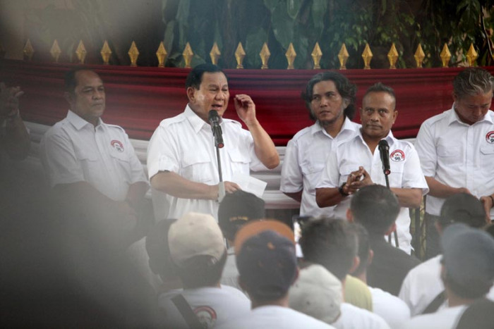 Prabowo Masih Unggul Dalam Survei Bacapres