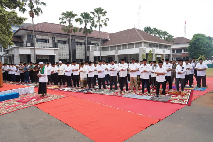 Kemarau Berkepanjangan, ASN di Pemkot Cilegon Gelar Shalat Istisqa