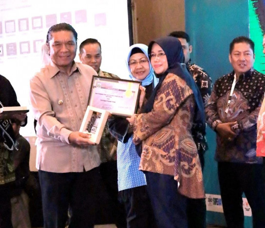 Dinilai Inovatif, DPMPTSP Kota Cilegon Raih Penghargaan dari Pemprov Banten