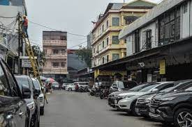 Lurah Pluit Bubarkan Rumah Perkumpulan di Pantai Mutiara