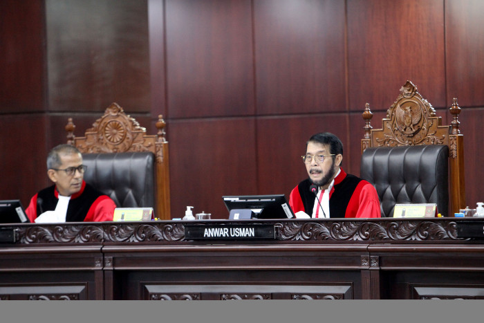 Tolak Gugatan Lima Kepala Daerah, Dua Hakim MK Dissenting Opinion