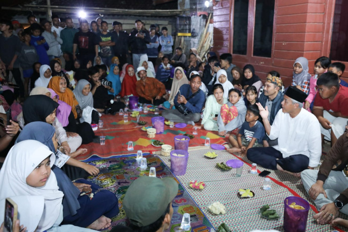 Ganjar Sambangi Desa Terpencil di Tasikmalaya