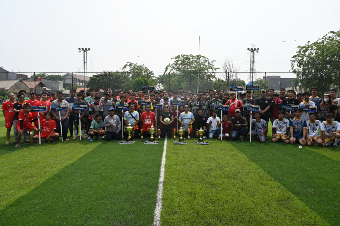 Unjuk Kemampuan di Kejuaraan Tarkam Mini Soccer Piala Kemenpora