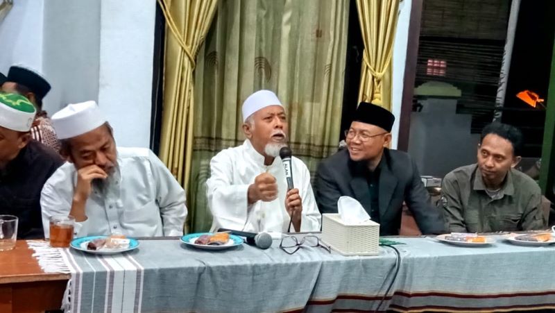 Relawan Anies Silaturahmi ke Ponpes Al Hikmah Brebes