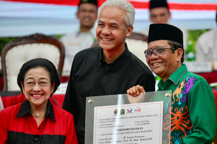 Ganjar Pilih Mahfud, PDIP Lepas dari Bayang-Bayang Jokowi