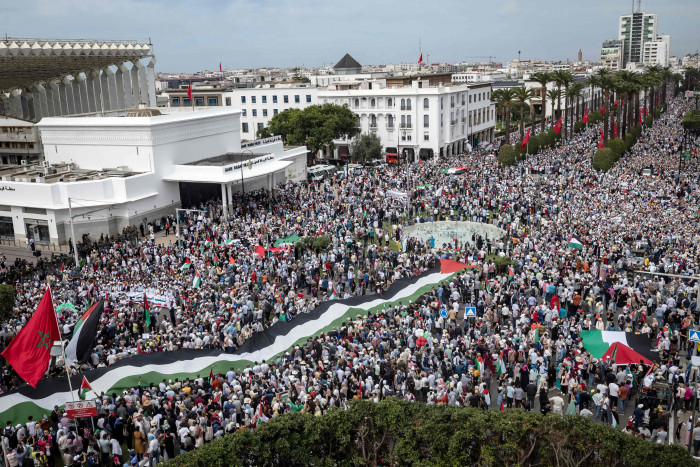 Puluhan Ribu Warga Maroko Berunjuk Rasa Dukung Palestina