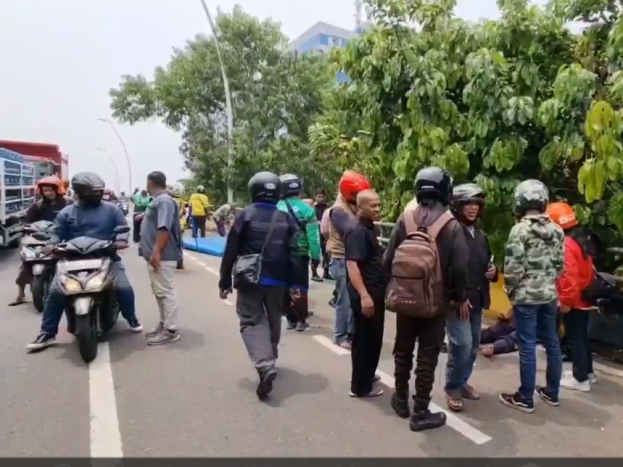 Mobil Satpol PP Tabrak Sepeda Motor, Satu Tewas