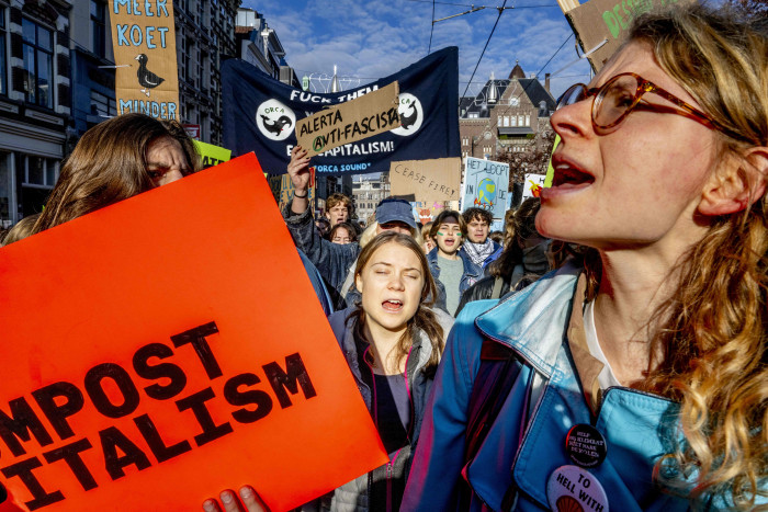 Greta Thunberg dan Puluhan Ribu Aktivis Lainnya Unjuk Rasa tentang Krisis Iklim di Amsterdam