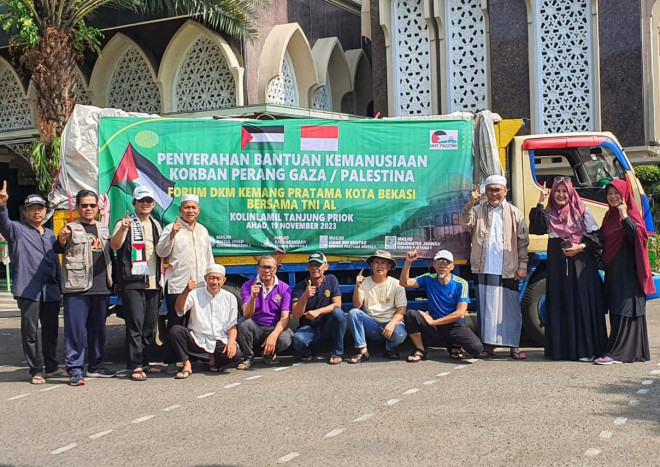 Forum DKM Kemang Pratama Beri Bantuan untuk Warga Palestina