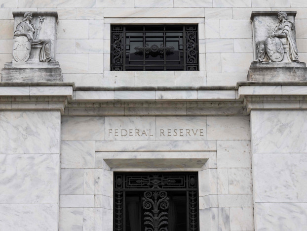 Pejabat The Fed Perkirakan Suku Bunga Perlu Naik Lagi