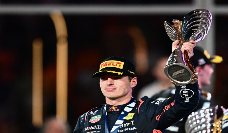 Verstappen Ucapkan Terima Kasih pada Tost Usai Jadi Juara di GP Abu Dhabi