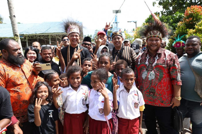 Paul Finsen Mayor Temani Ganjar di Papua Barat: Dia Punya Hati untuk Tanah Papua