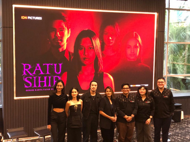 Raihaanun Hingga Clara Bernadeth Bintangi Film Ratu Sihir