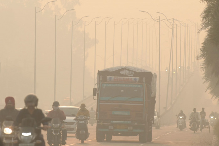 Polusi Udara di India Bikin Horor Sampai Sekolah Diliburkan