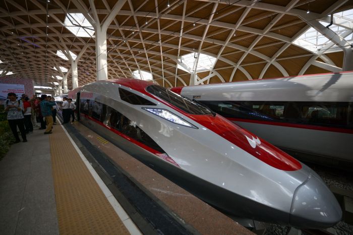 DPR Minta Proyek Kereta Cepat Jakarta-Surabaya Dikaji Komprehensif