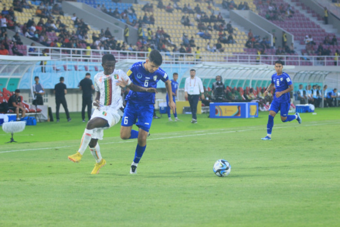 Striker Mali Cetak Hattrick Pertama di Piala Dunia U-17 Indonesia