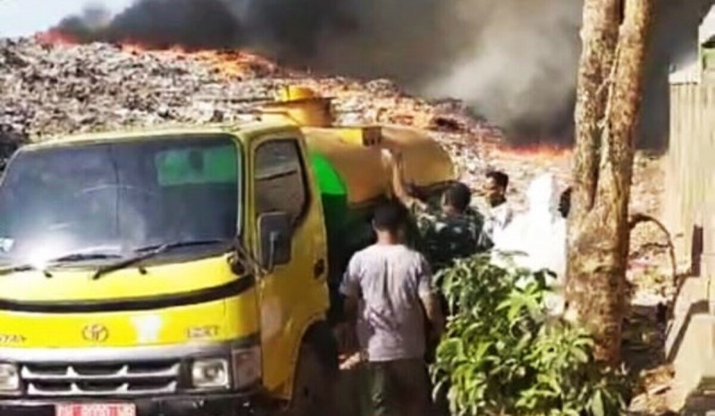 75% Tempat Pembuangan Sampah di Kupang Ludes Terbakar