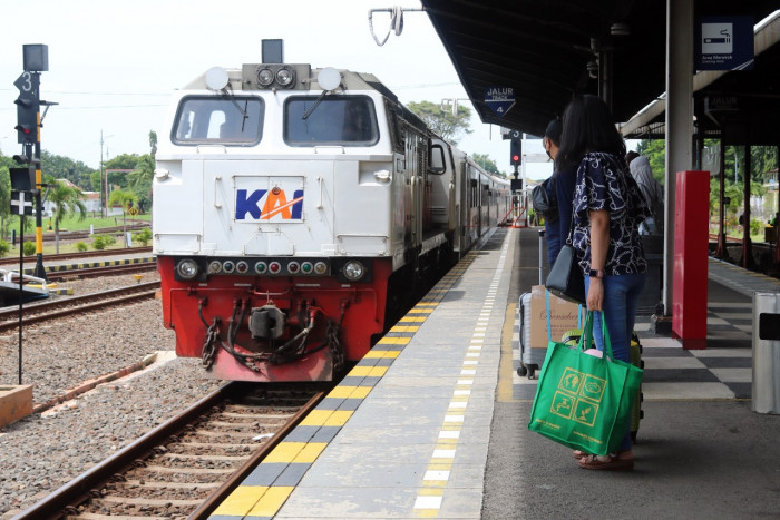 PT KAI Cirebon Gelar Napak Tilas Jalur Kereta Api yang Ditutup