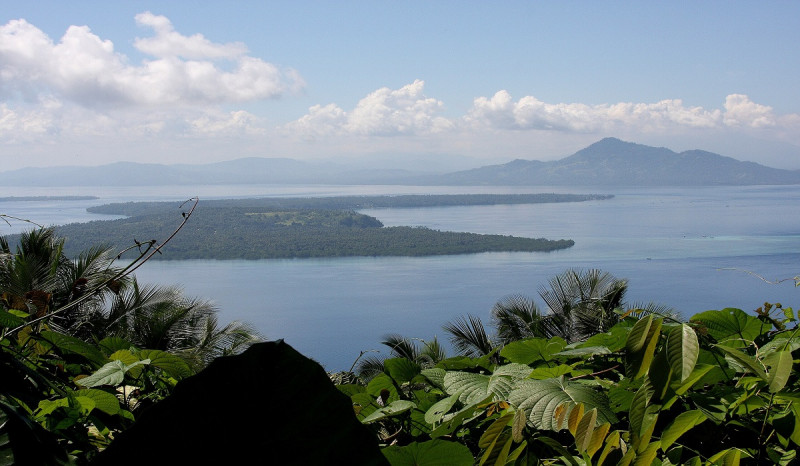 7 Lagu Daerah Sulawesi Utara Lengkap dengan Lirik, Makna, dan Terjemahan Bahasa Indonesia