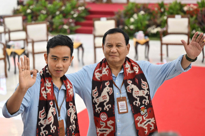 Survei: Elektabilitas Prabowo Turun Drastis Gara-Gara Putusan Mahkamah Keluarga  
